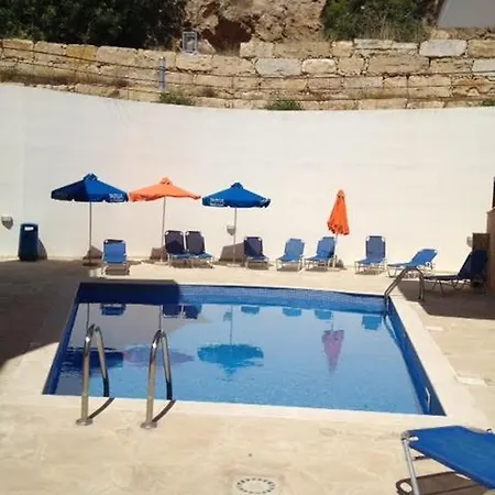 Pafilia Gardens Block 3 *