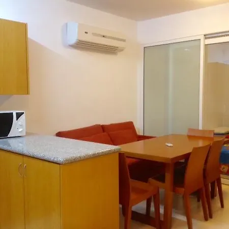 Pafilia Gardens Block 3 아파트 파포스